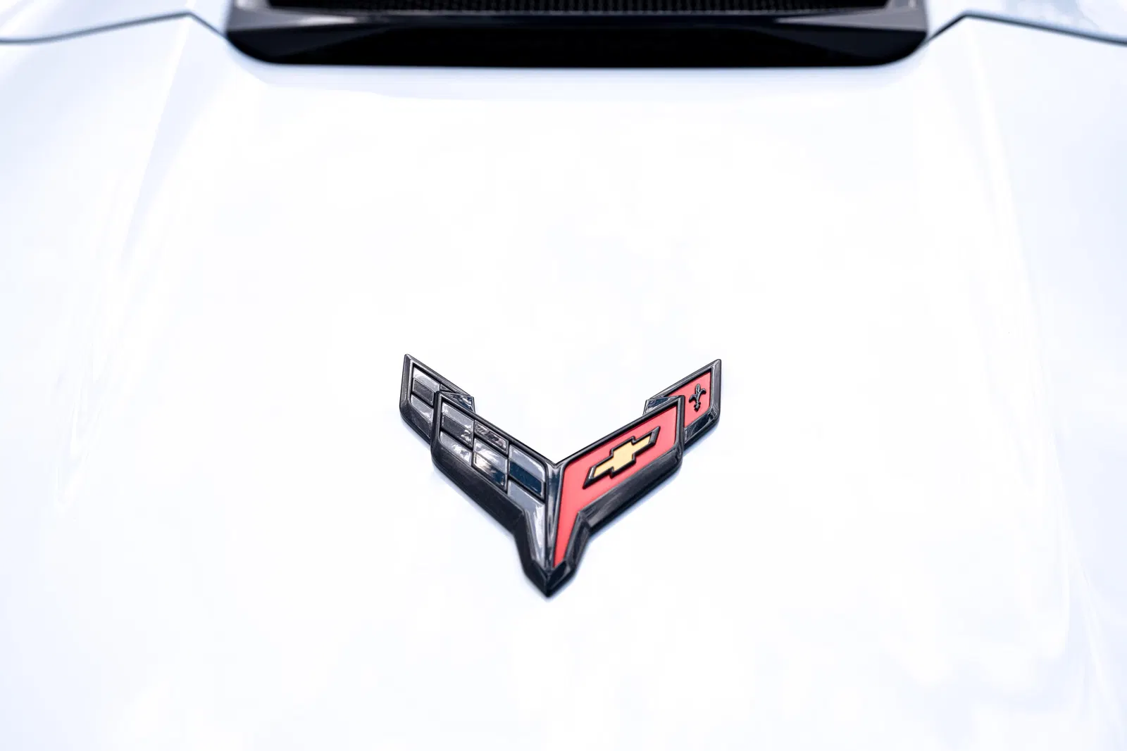 2023 Chevrolet Corvette Z06 Convertible - 670-hp LT6 V8, Z06 Ultimate Performance and Carbon Aero Packages
