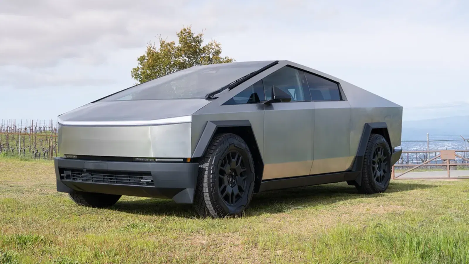 2024 Tesla Cybertruck Cyberbeast AWD Foundation Series