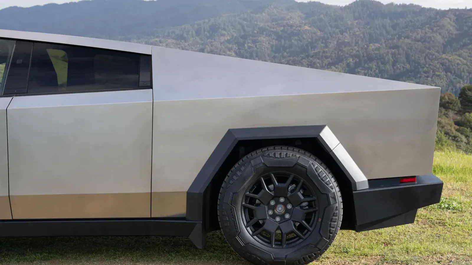2024 Tesla Cybertruck Cyberbeast AWD Foundation Series