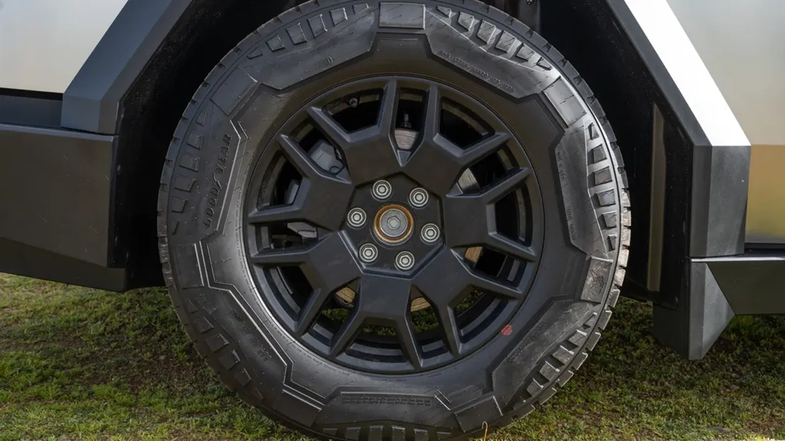 2024 Tesla Cybertruck Cyberbeast AWD Foundation Series