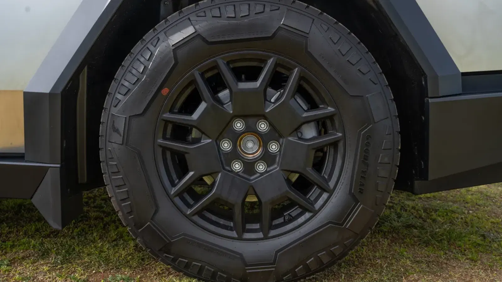 2024 Tesla Cybertruck Cyberbeast AWD Foundation Series