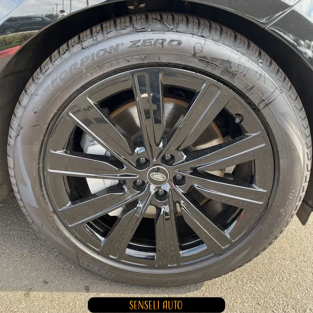2023 Land Rover Range Rover P530 SE LWB