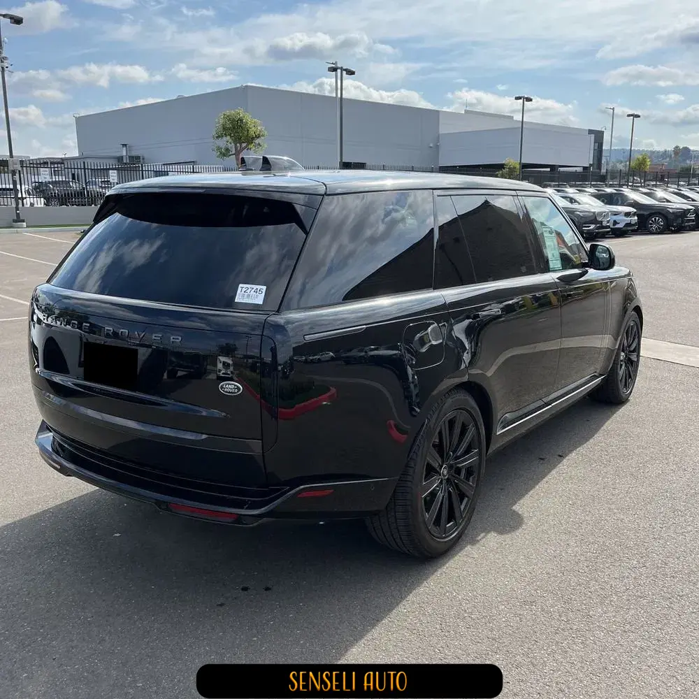 2023 Land Rover Range Rover P530 SE LWB