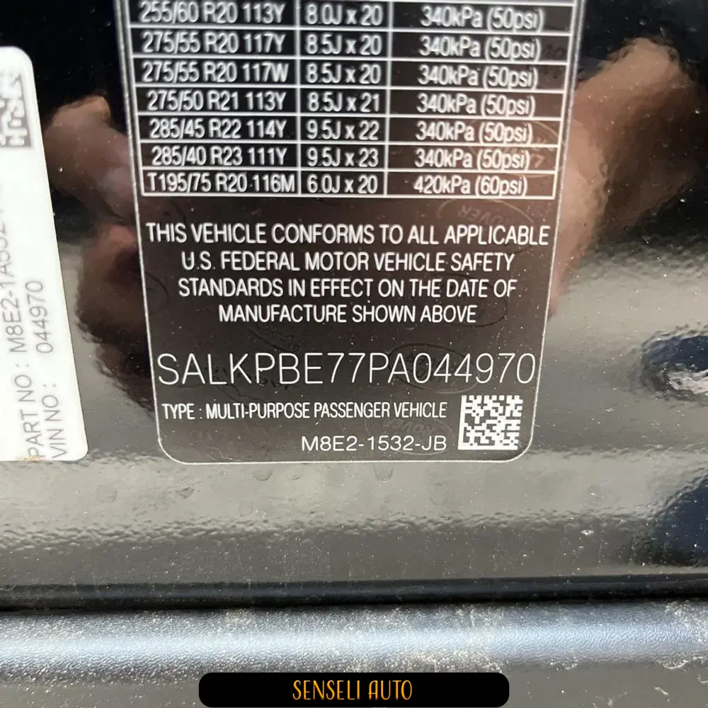 2023 Land Rover Range Rover P530 SE LWB