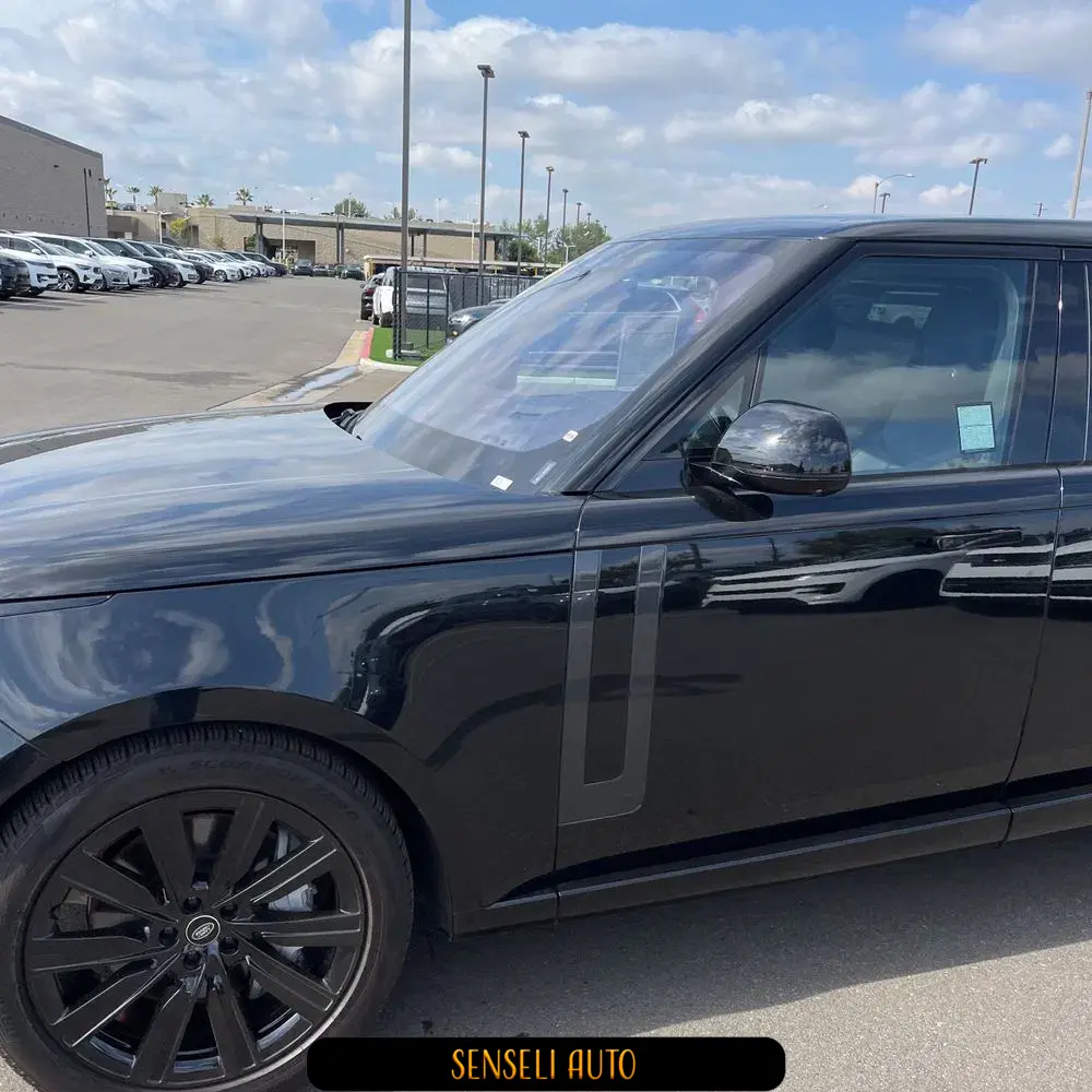 2023 Land Rover Range Rover P530 SE LWB