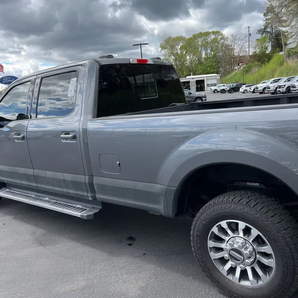 2022 Ford F-350 Super Duty Lariat