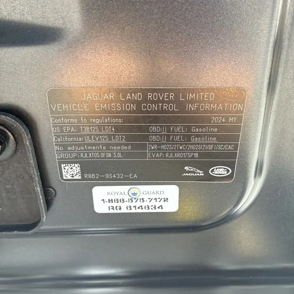 2024 Land Rover Defender 110 V8 P500 SE