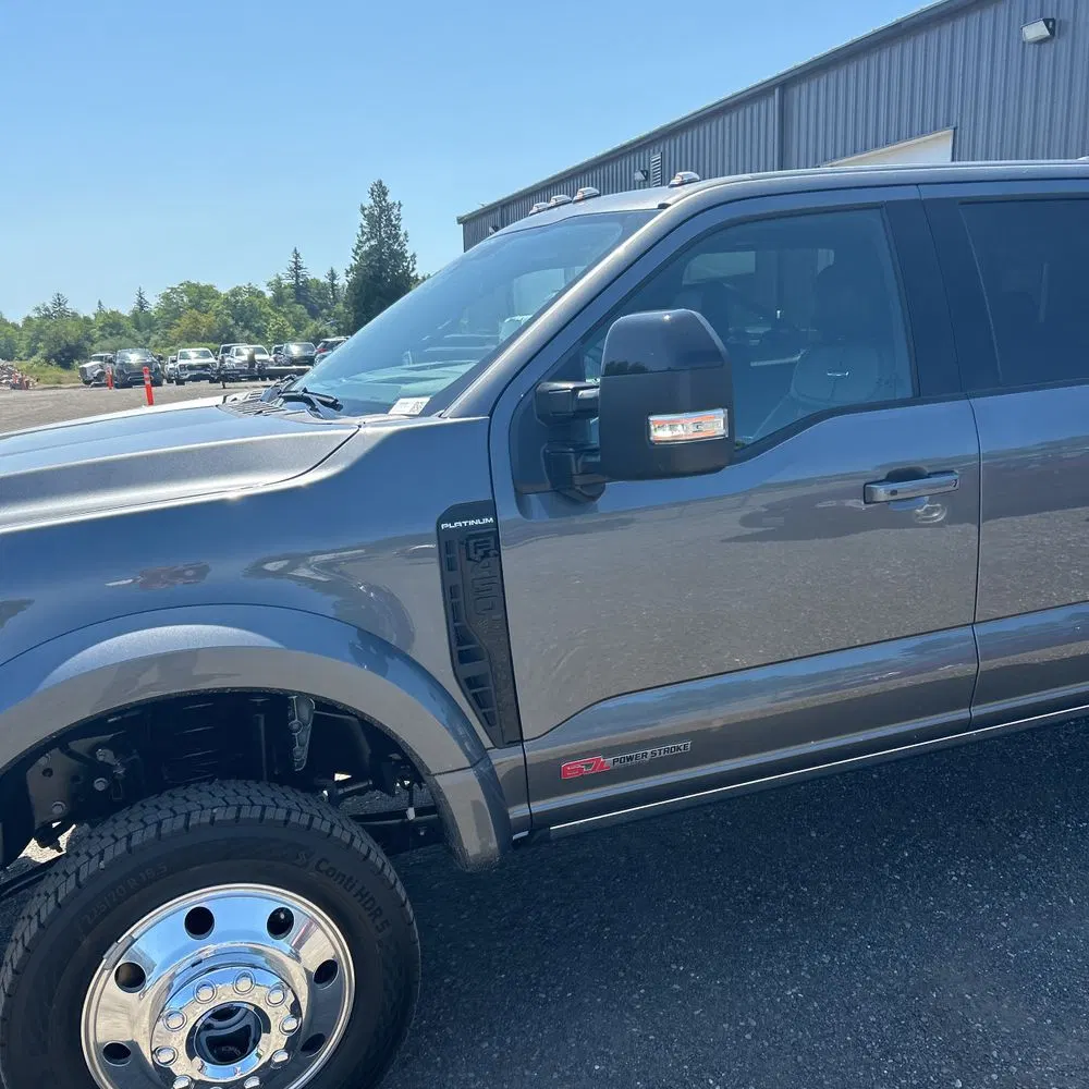 2025 Ford F450 S/D Platinum