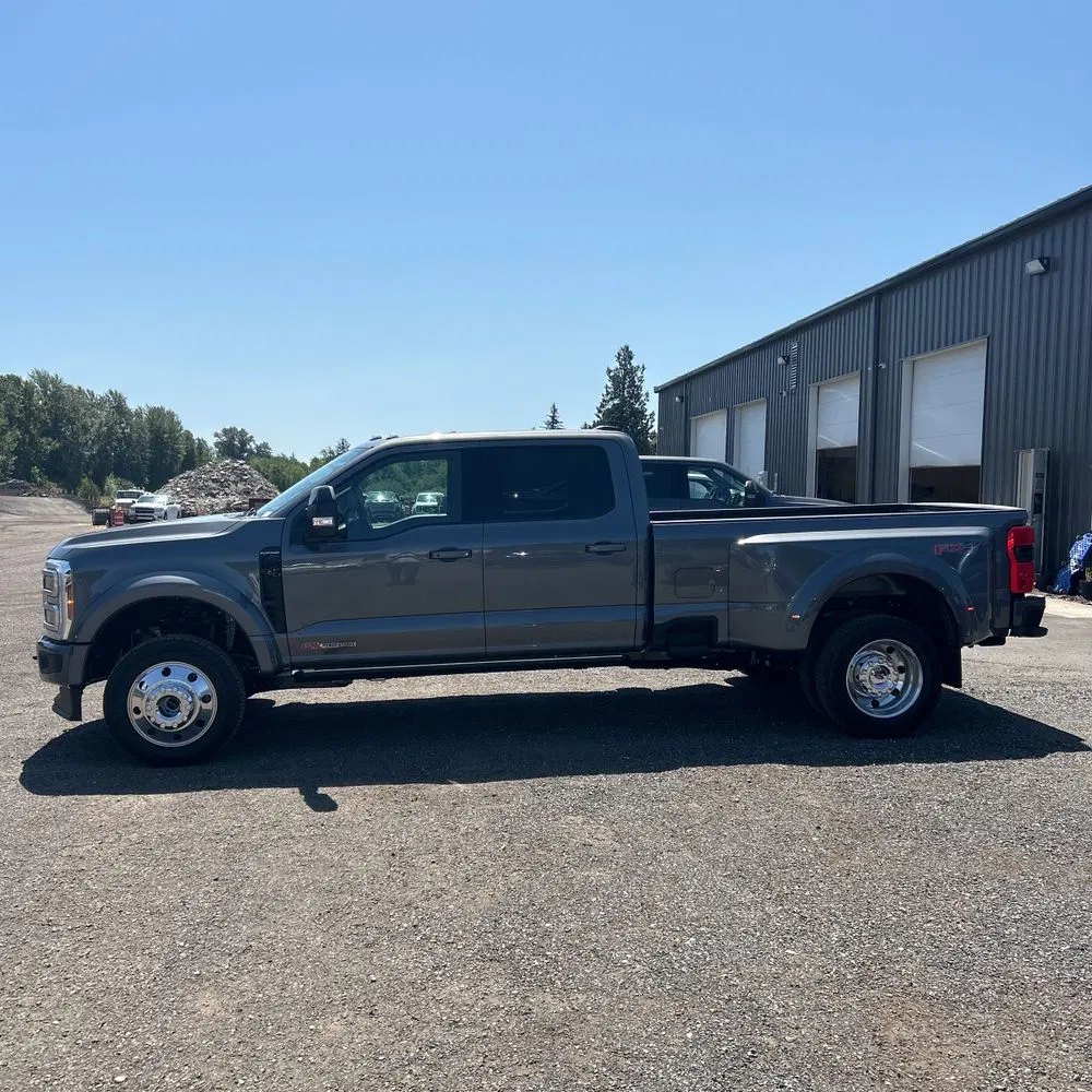 2025 Ford F450 S/D Platinum