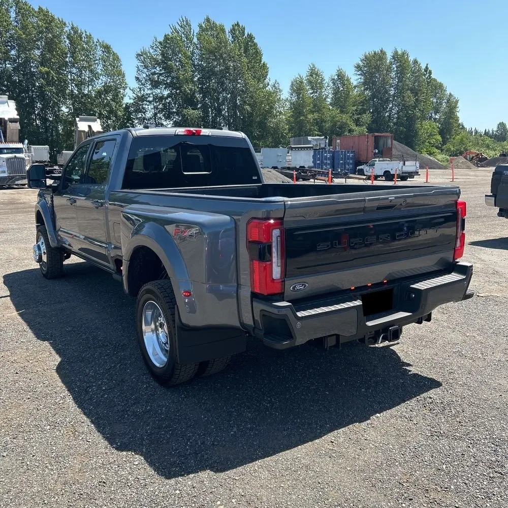 2025 Ford F450 S/D Platinum