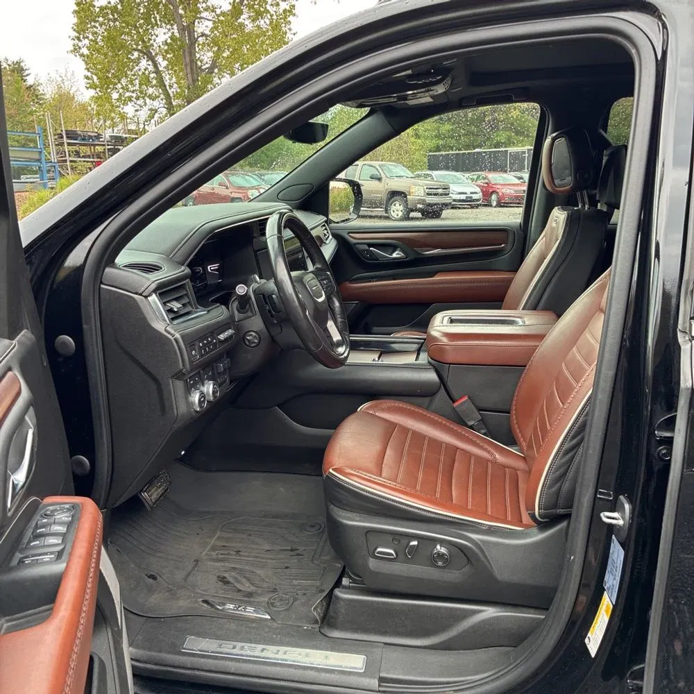 2023 GMC Yukon XL Denali Ultimate