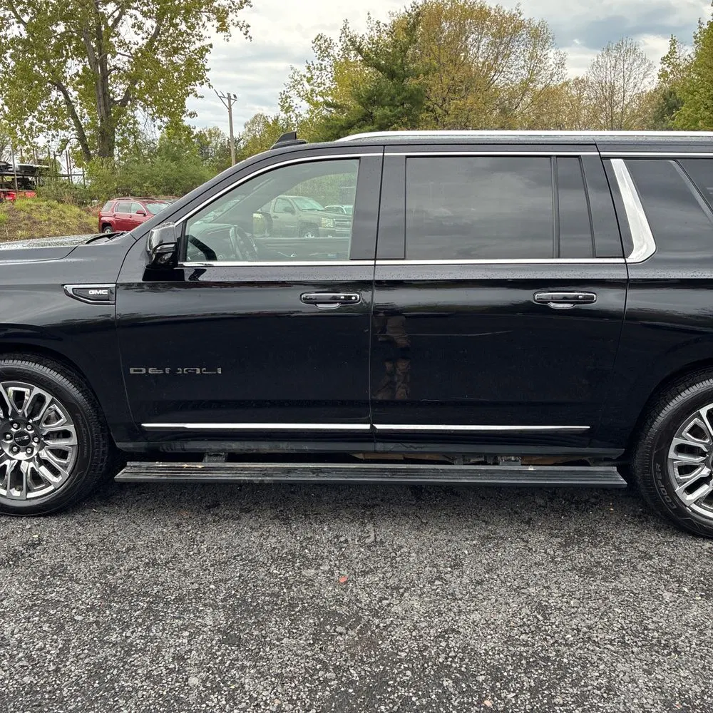 2023 GMC Yukon XL Denali Ultimate