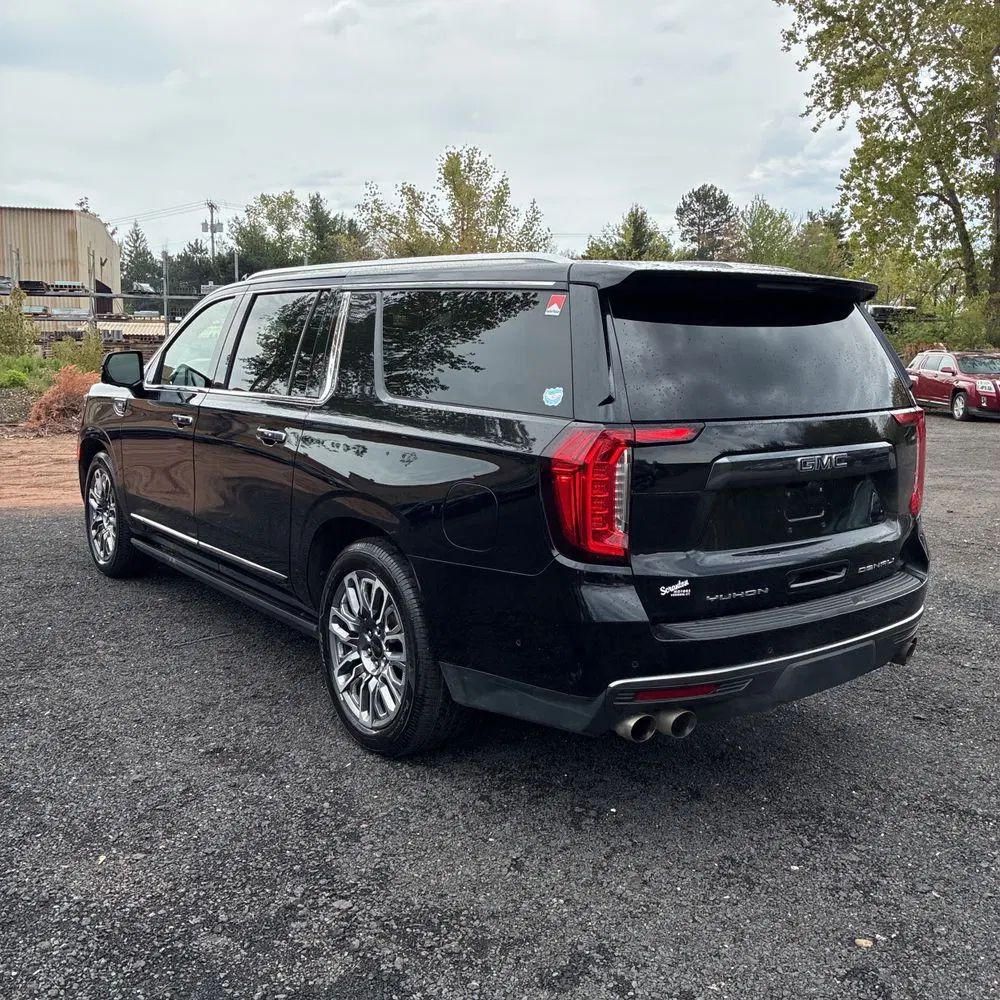 2023 GMC Yukon XL Denali Ultimate