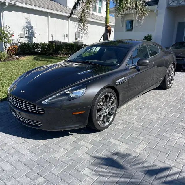 2010 Aston Martin Rapide Base 4D Sedan