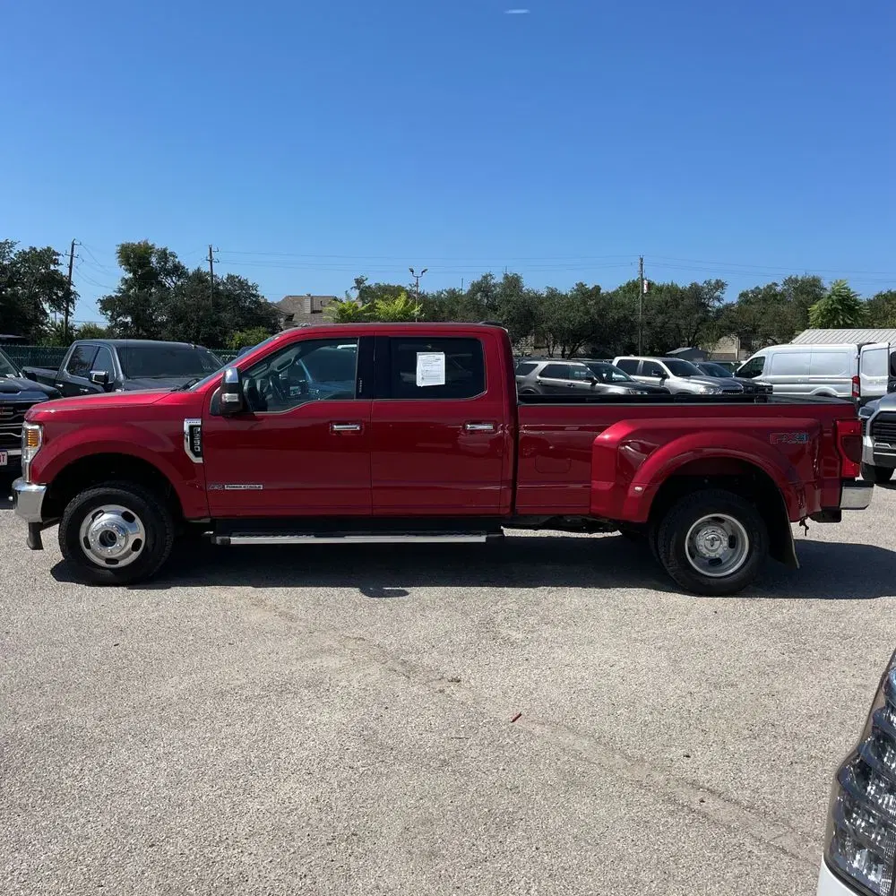 2022 Ford F-350 Super Duty Lariat