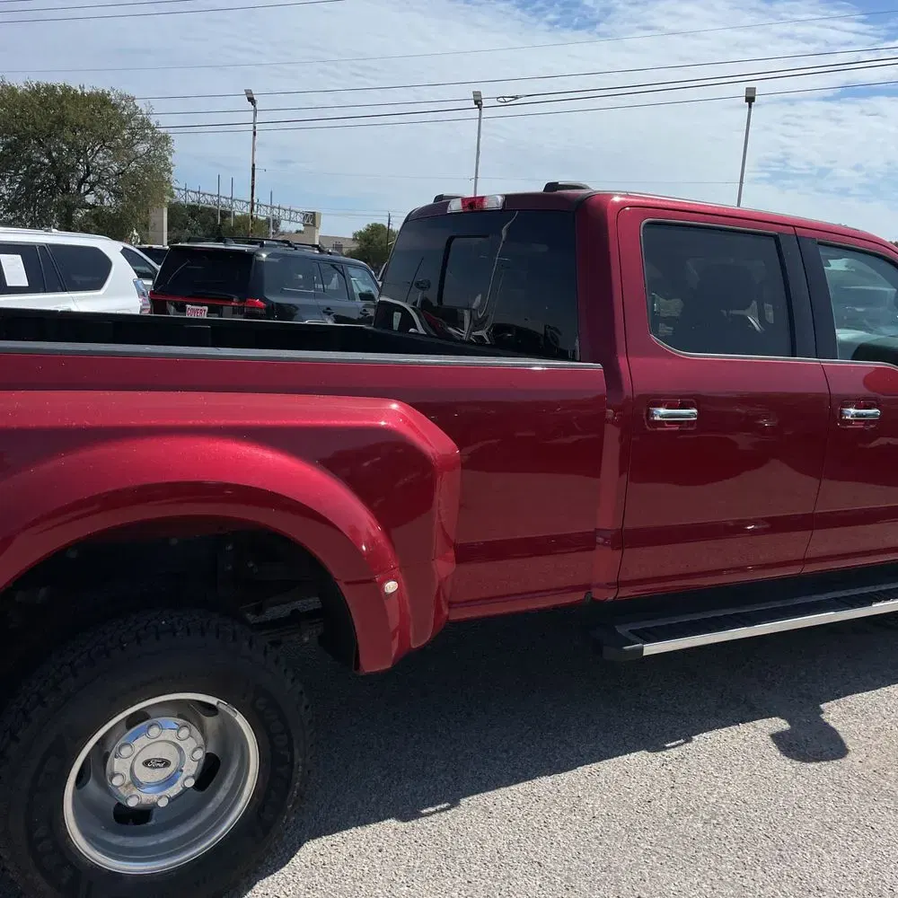 2022 Ford F-350 Super Duty Lariat