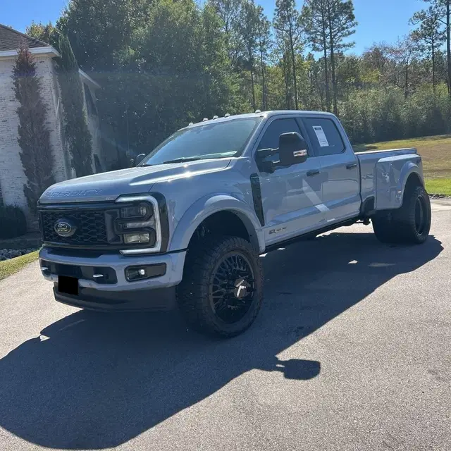 2024 Ford F-450 Super Duty Platinum