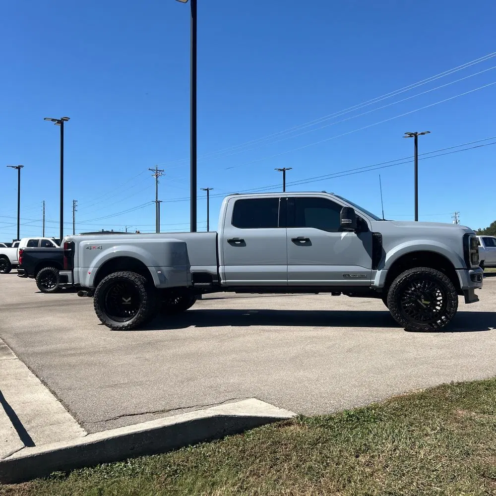 2024 Ford F-450 Super Duty Platinum