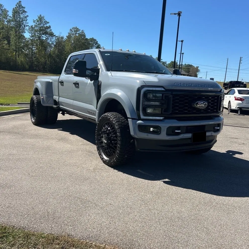 2024 Ford F-450 Super Duty Platinum