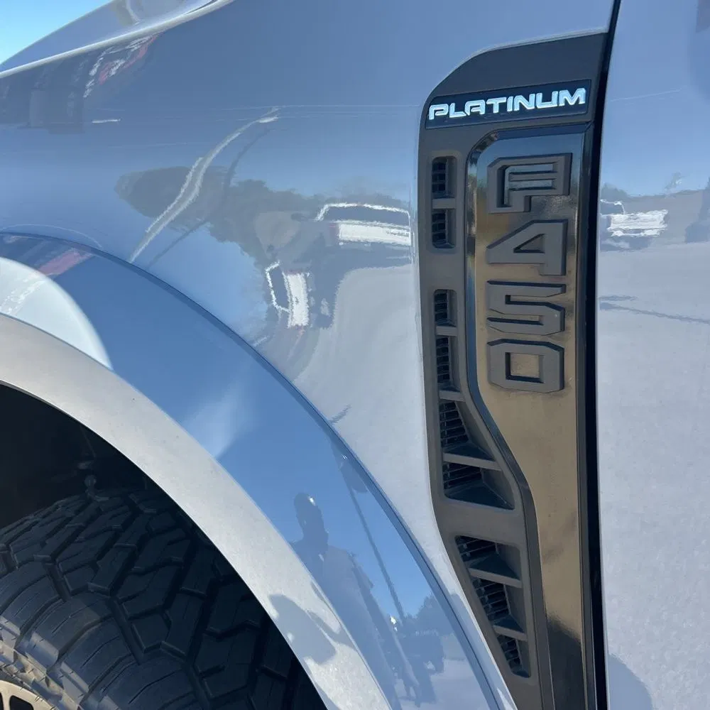 2024 Ford F-450 Super Duty Platinum