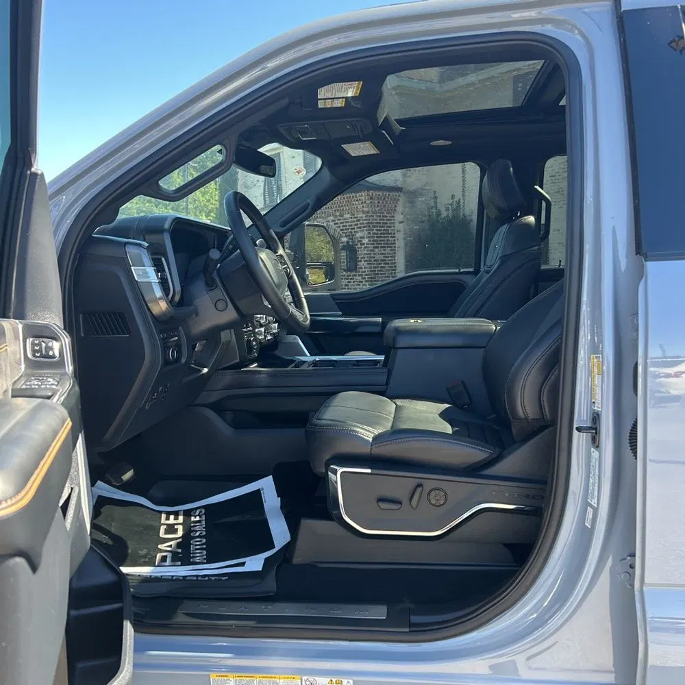 2024 Ford F-450 Super Duty Platinum