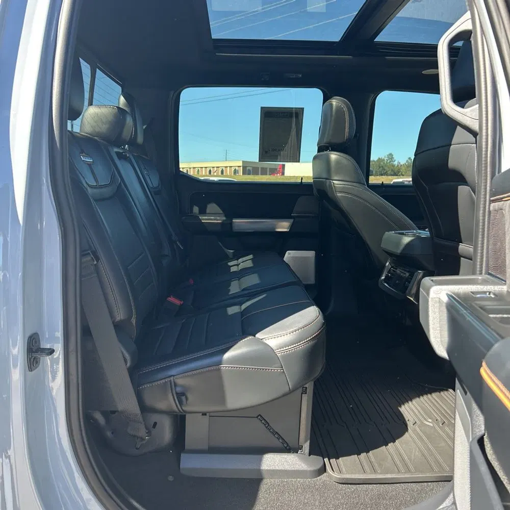 2024 Ford F-450 Super Duty Platinum