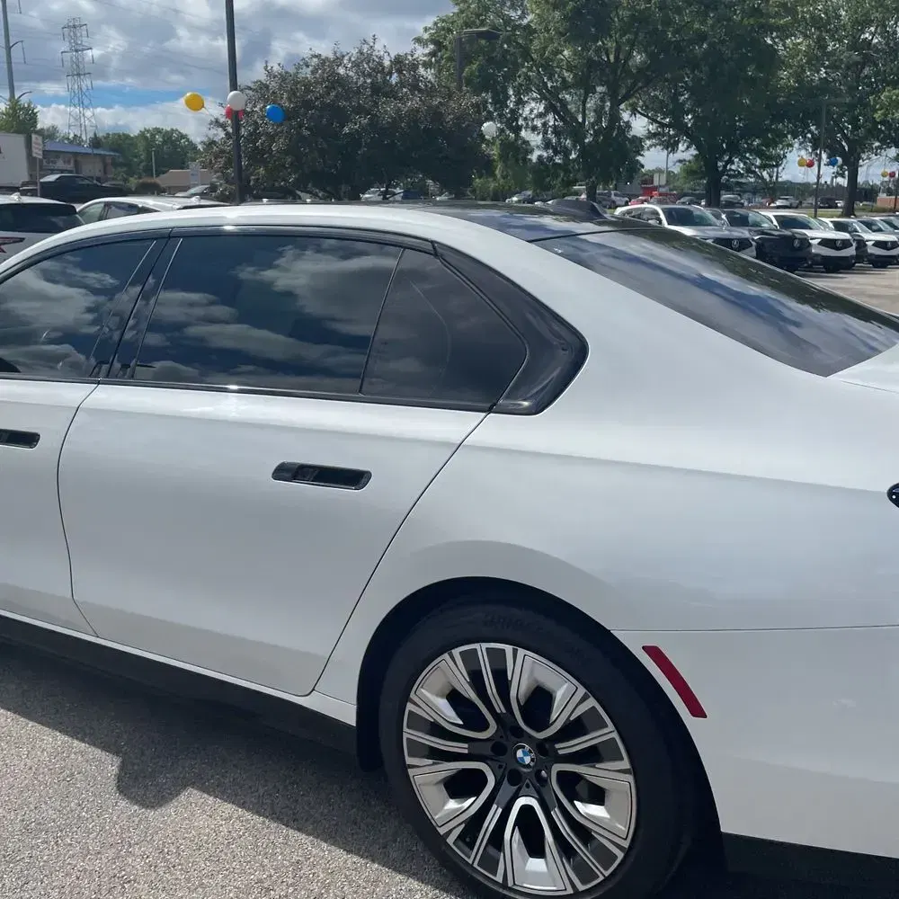 2024 BMW 7-Series 750e xDrive