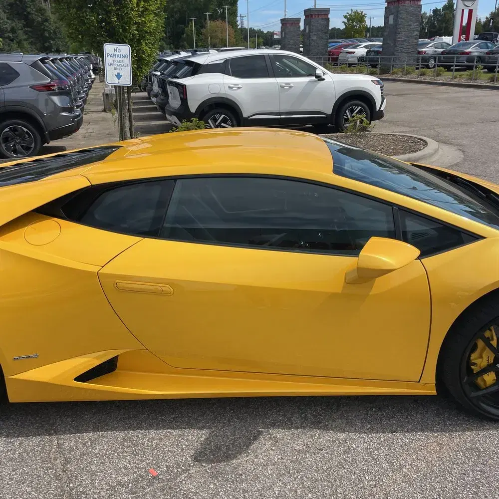 2016 Lamborghini Huracan Base