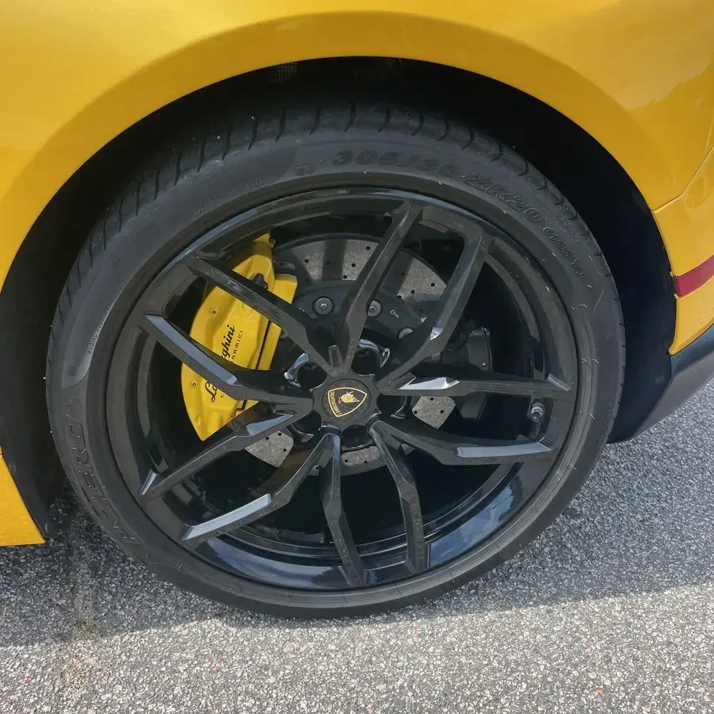 2016 Lamborghini Huracan Base