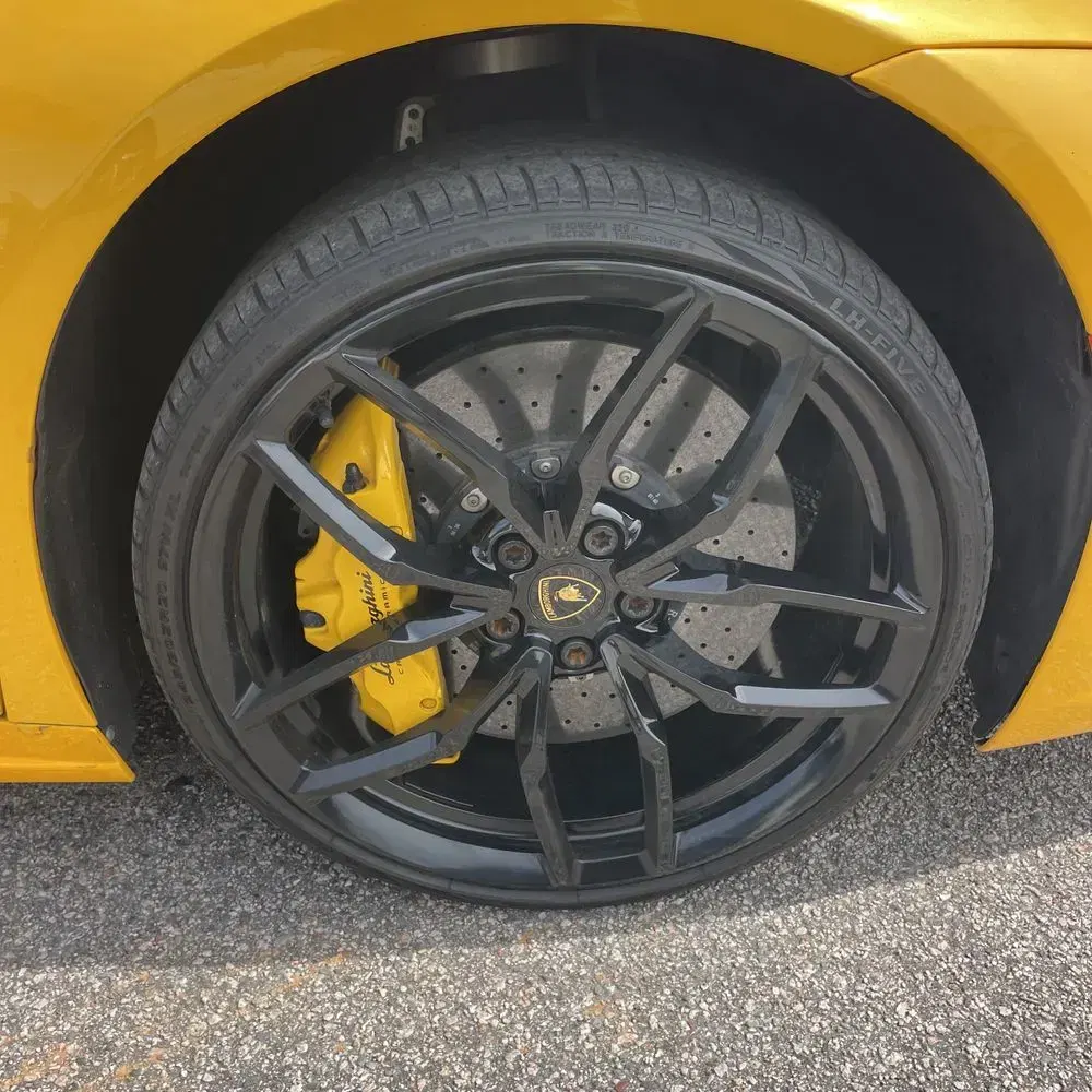 2016 Lamborghini Huracan Base