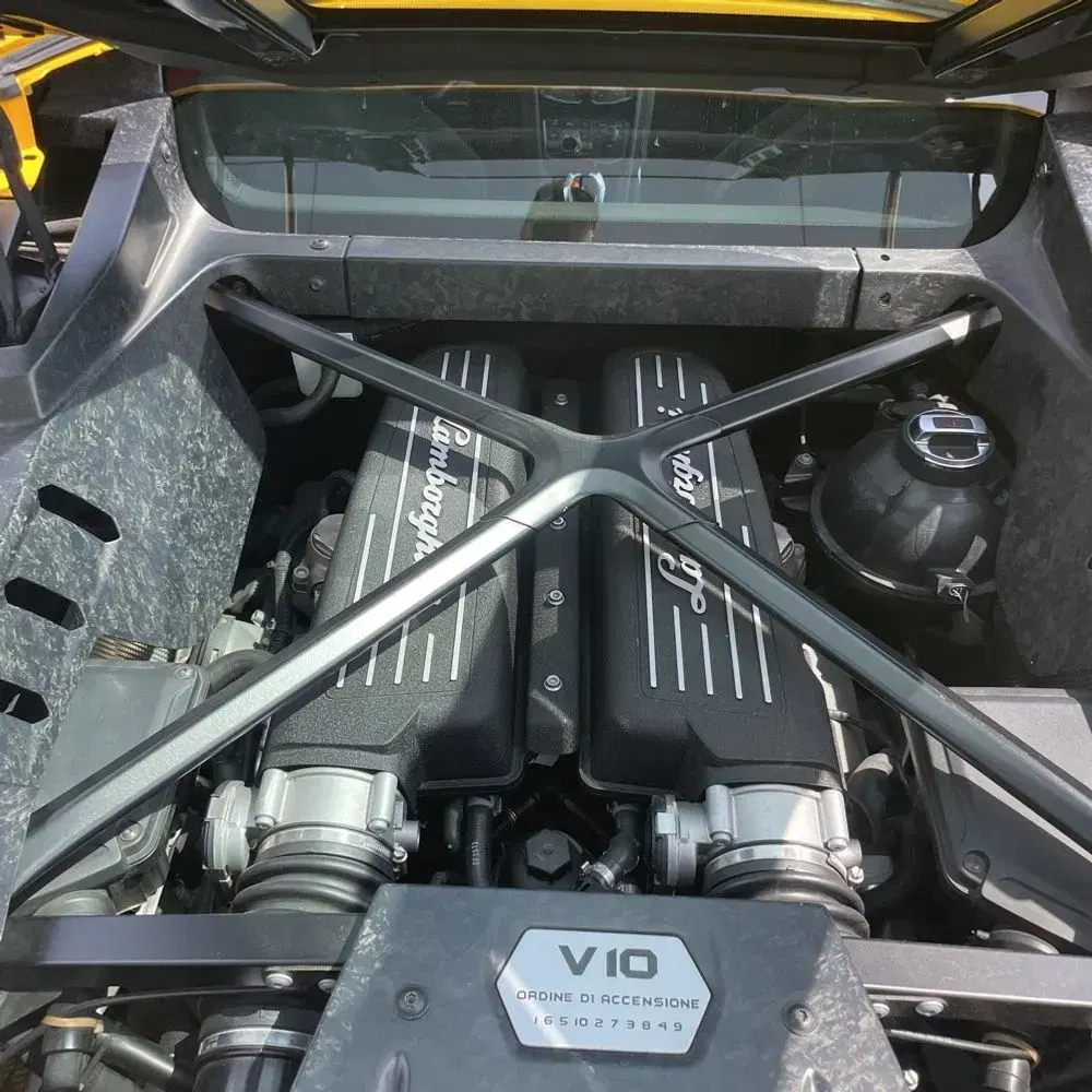 2016 Lamborghini Huracan Base