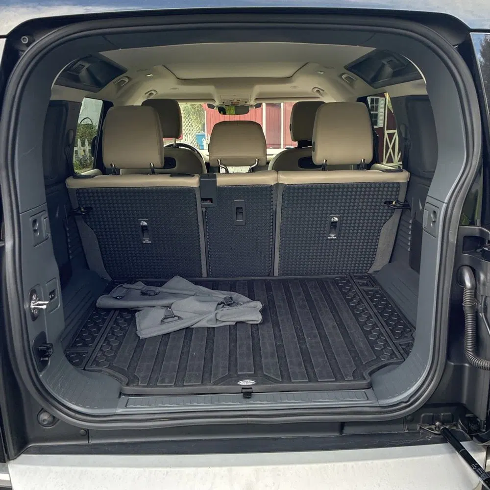 2020 Land Rover Defender 110 S