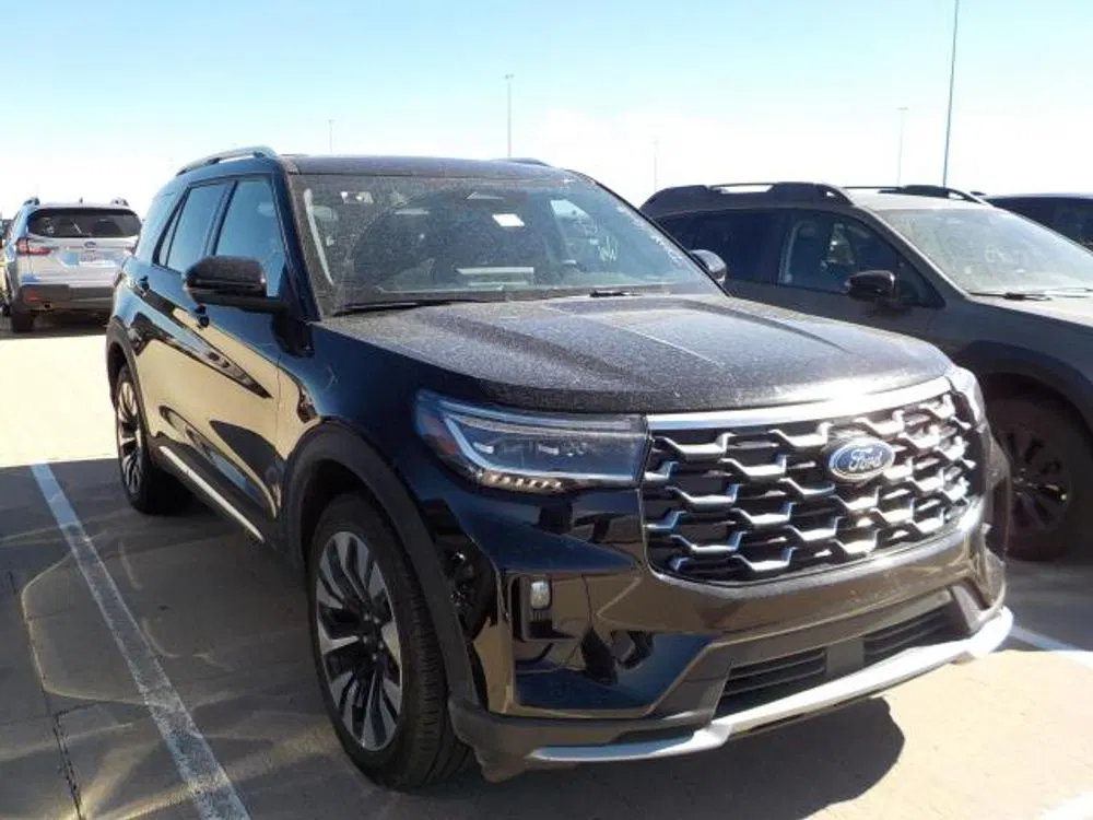 2025 Ford Explorer Platinum