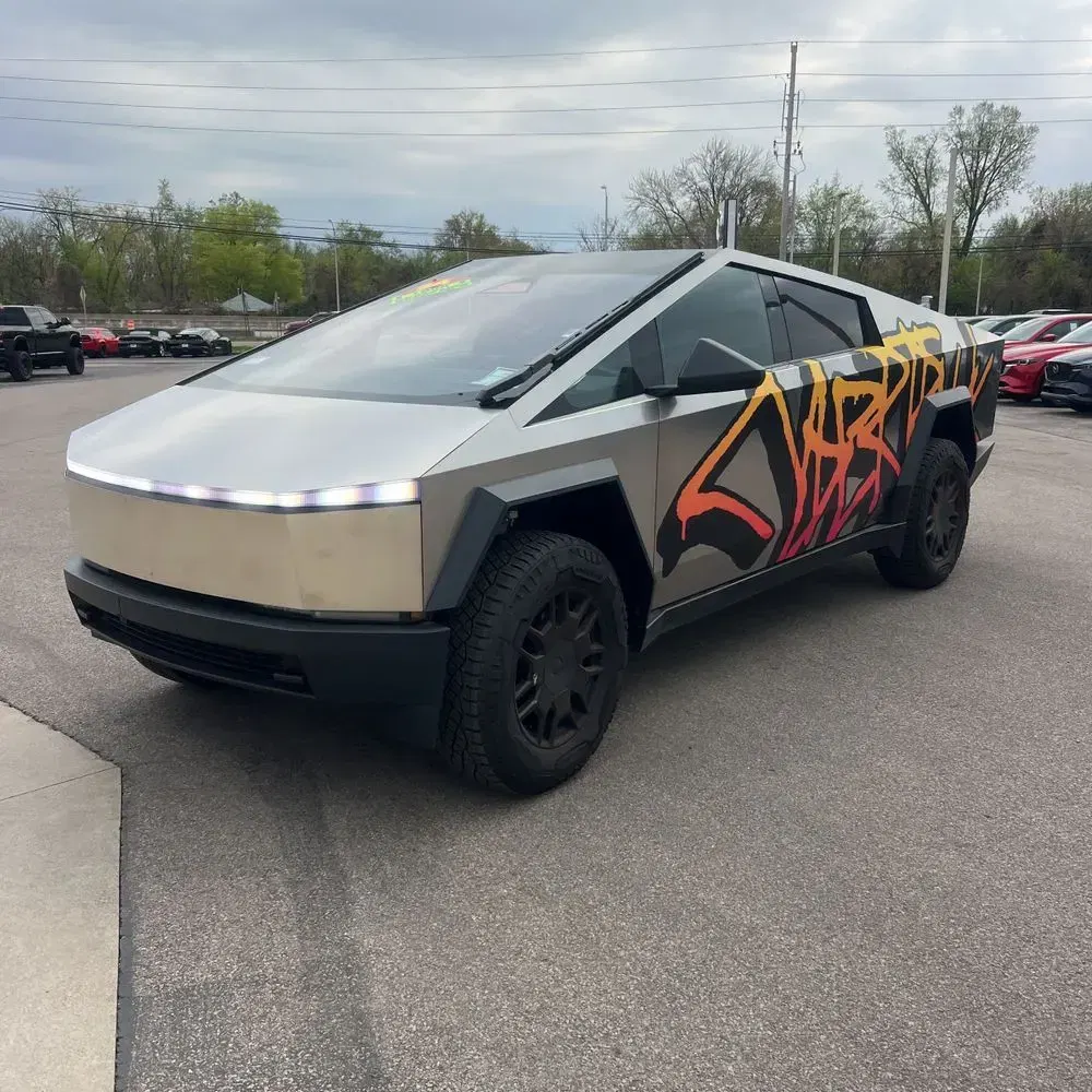 2024 Tesla Cybertruck Base