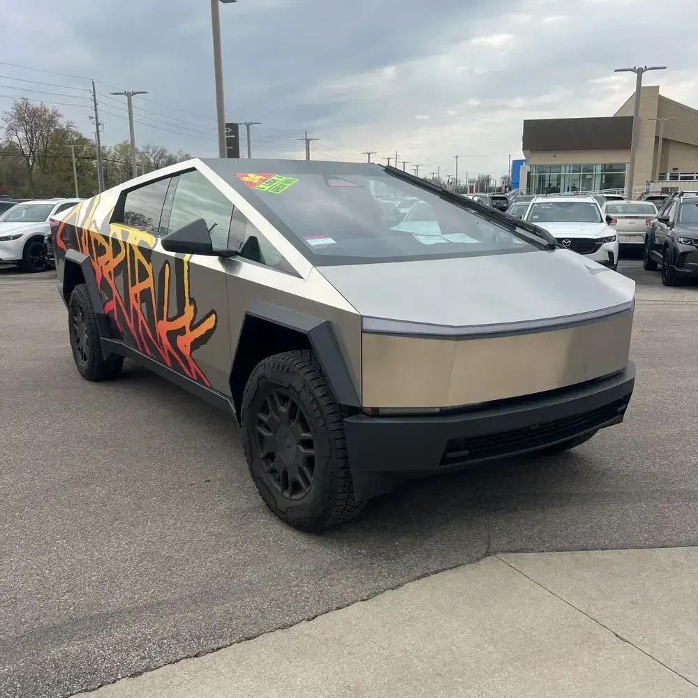 2024 Tesla Cybertruck Base