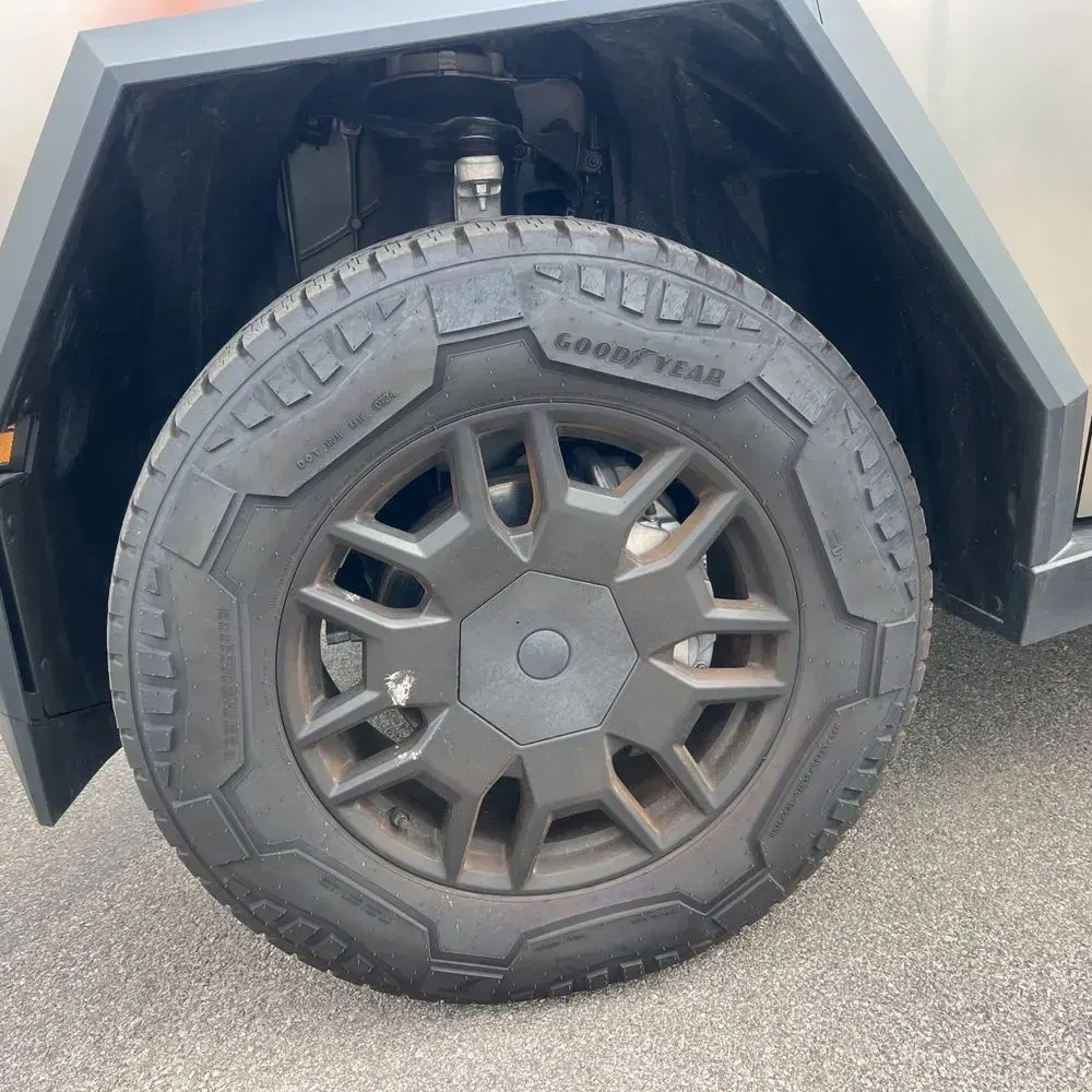 2024 Tesla Cybertruck Base