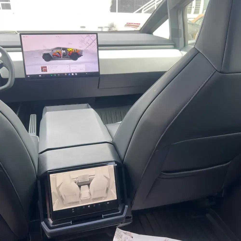 2024 Tesla Cybertruck Base