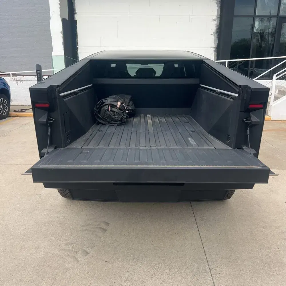 2024 Tesla Cybertruck Base