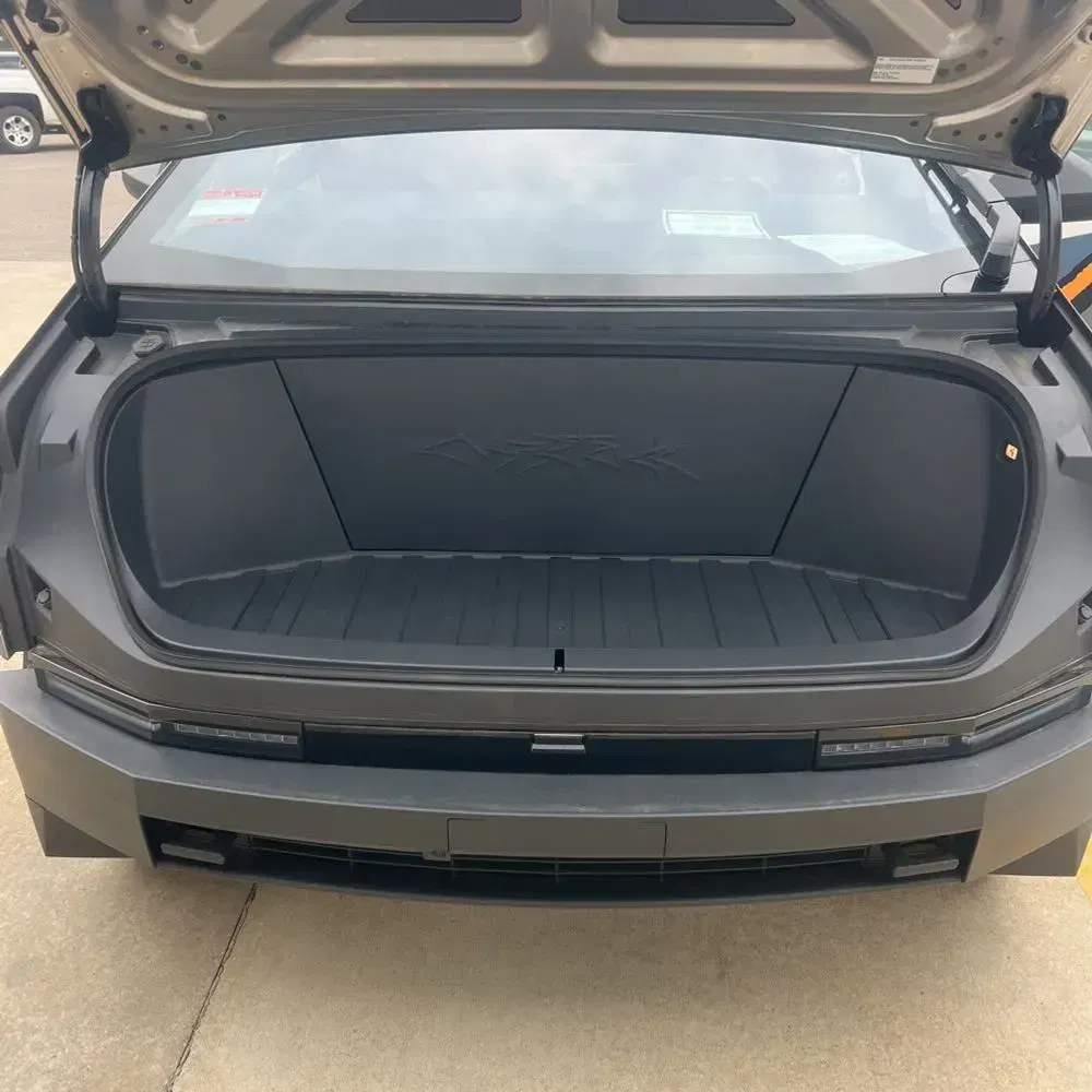 2024 Tesla Cybertruck Base