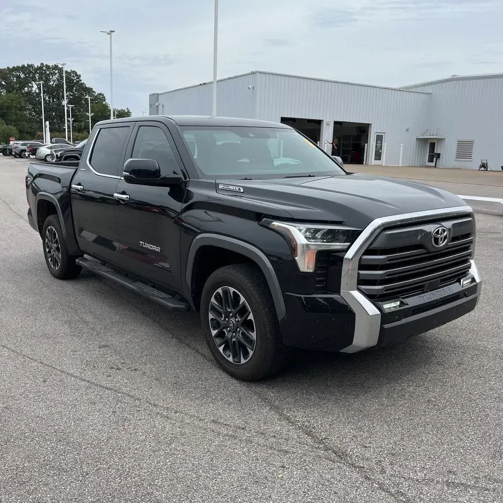 2025 Toyota Tundra Limited HV