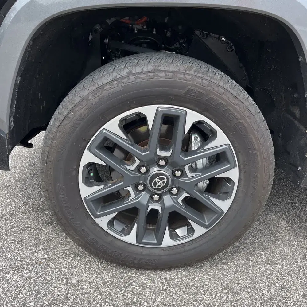 2025 Toyota Tundra Limited HV