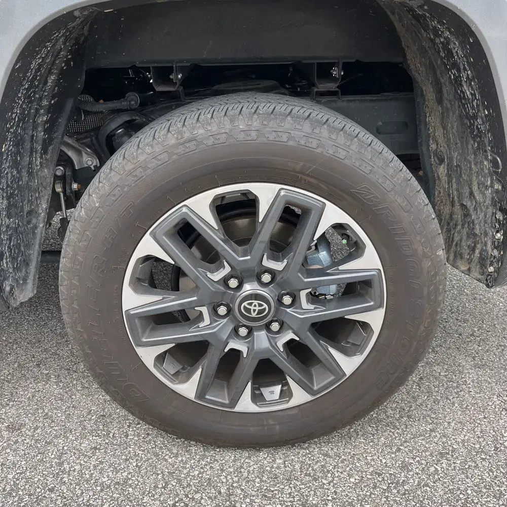 2025 Toyota Tundra Limited HV
