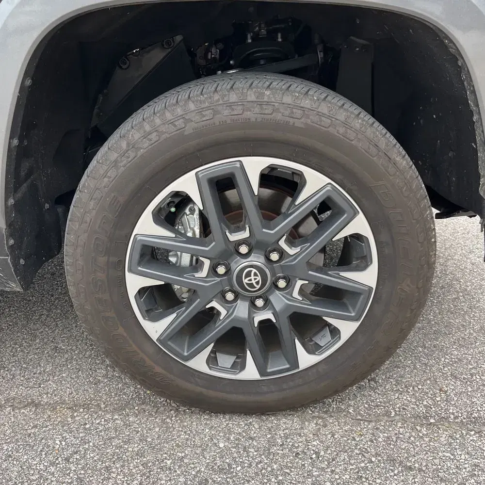 2025 Toyota Tundra Limited HV