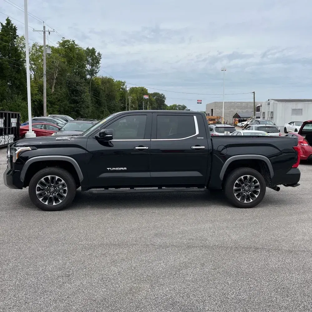 2025 Toyota Tundra Limited HV