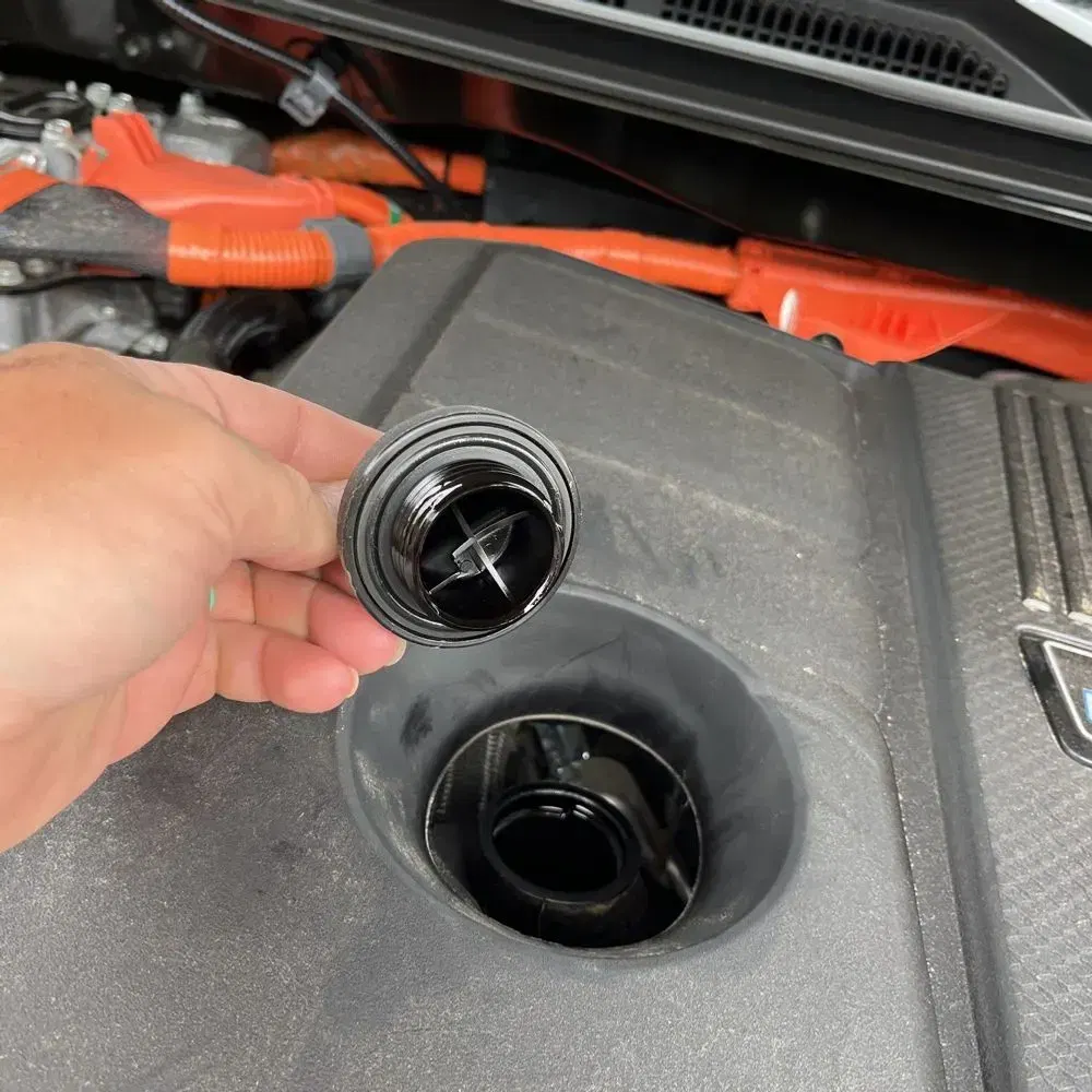2025 Toyota Tundra Limited HV