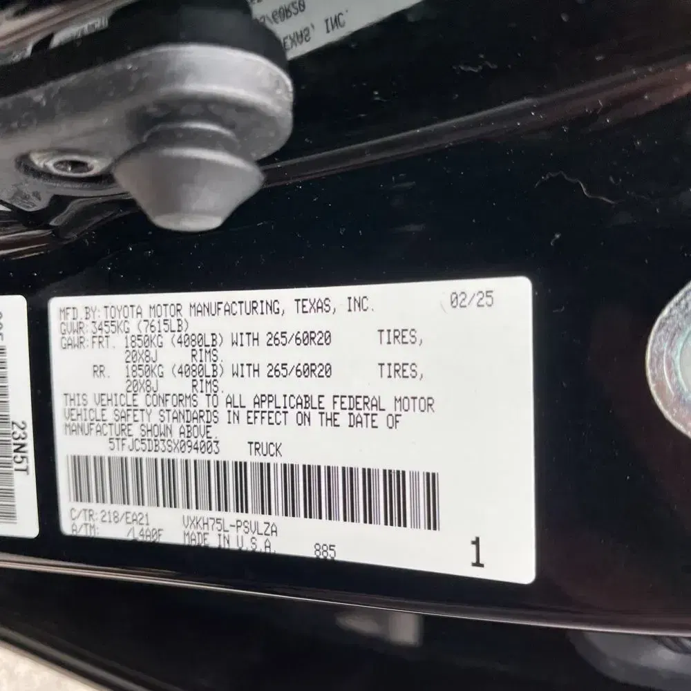 2025 Toyota Tundra Limited HV