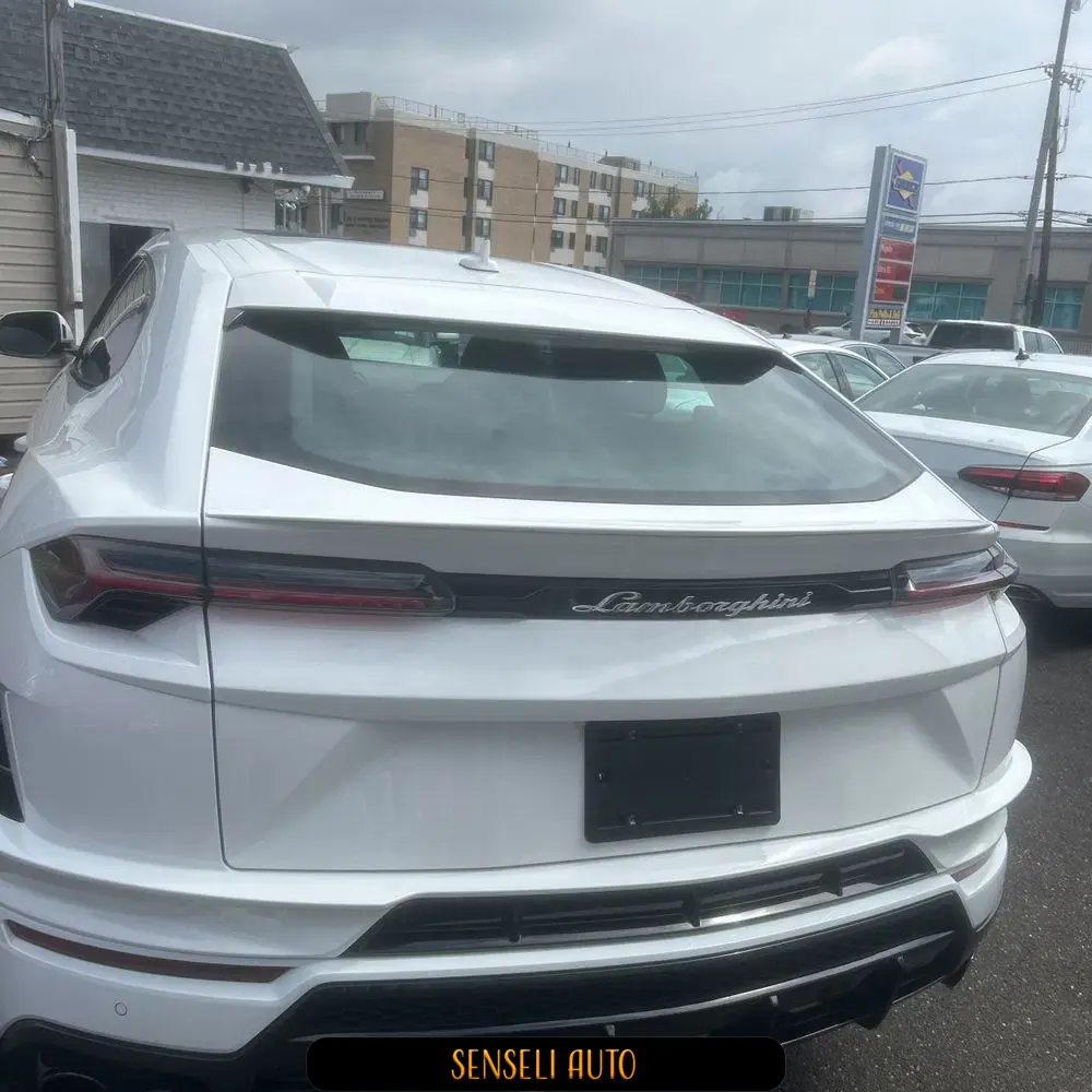 2023 Lamborghini Urus S