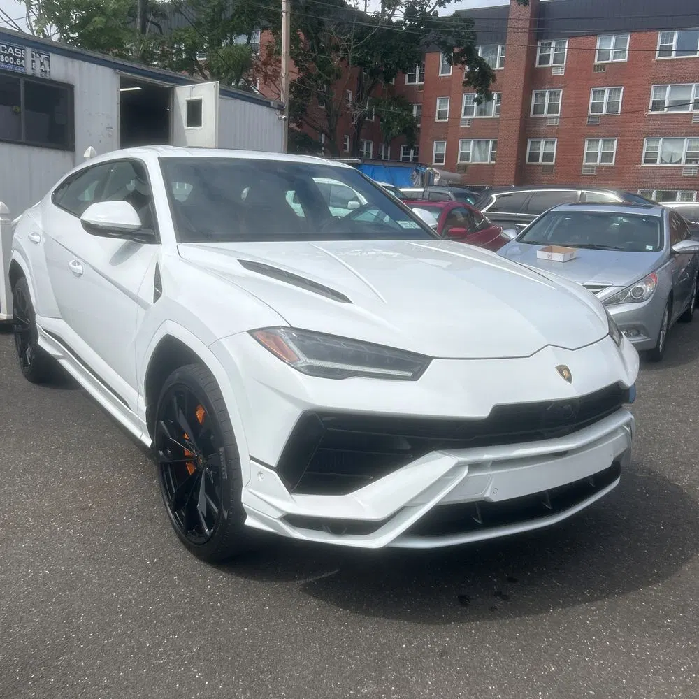 2023 Lamborghini Urus S