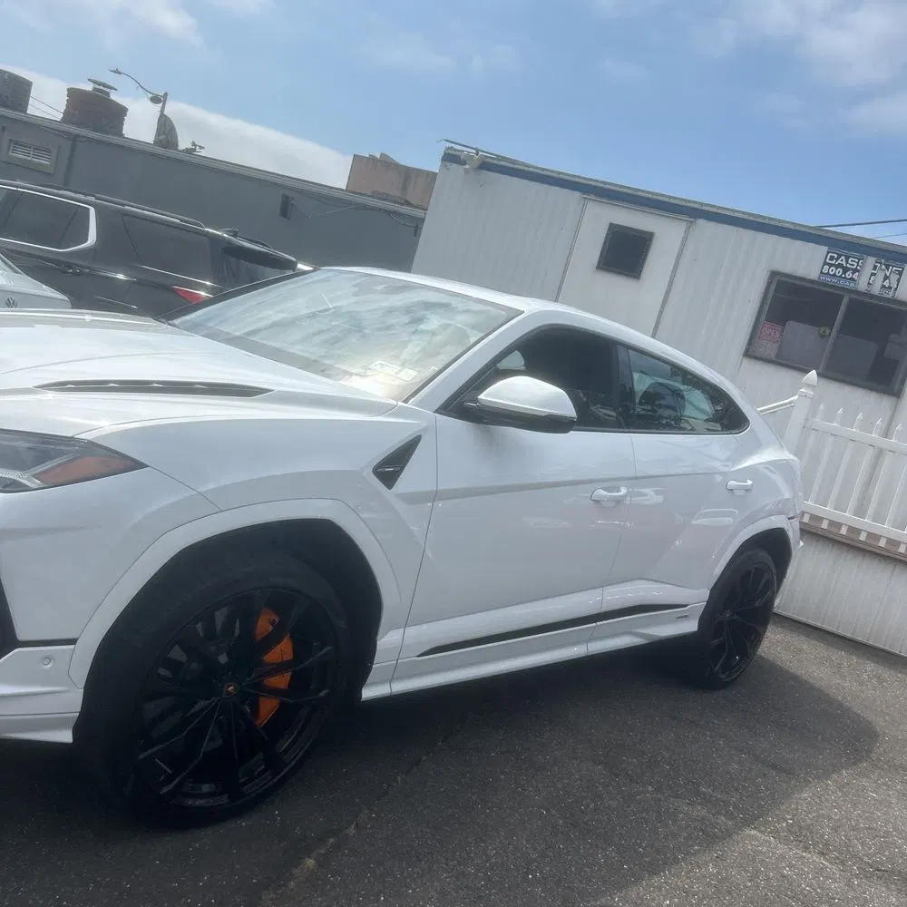 2023 Lamborghini Urus S
