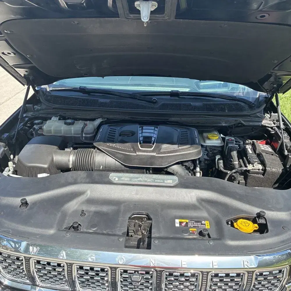 2024 Jeep Grand Wagoneer L Base